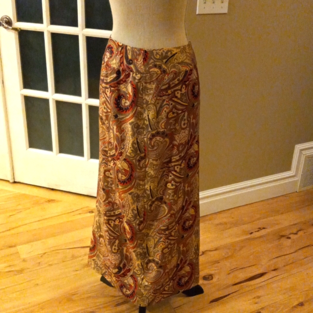 Long skirt